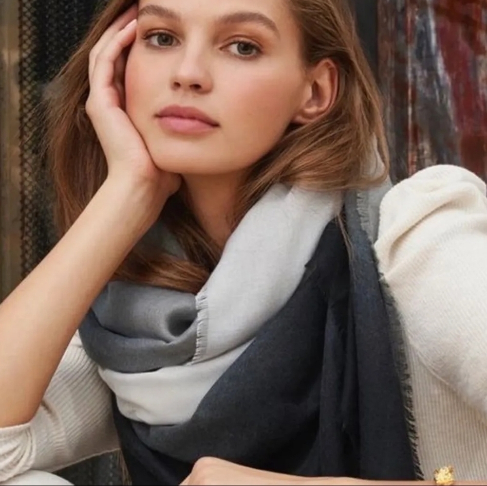 Cushnie Grey Horizon Ombre Scarf NWT